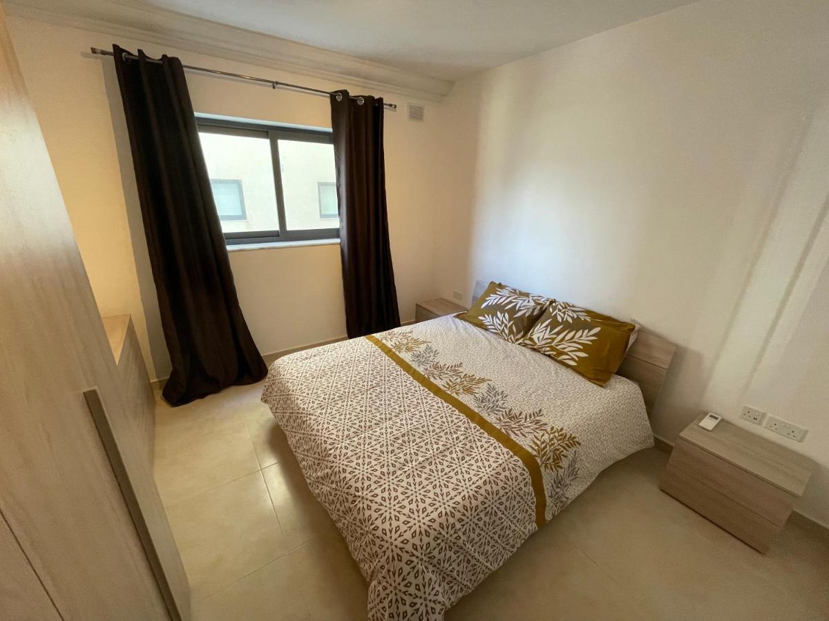 Blue Skies Family Apartment With Terrace St. Paul's Bay Dış mekan fotoğraf